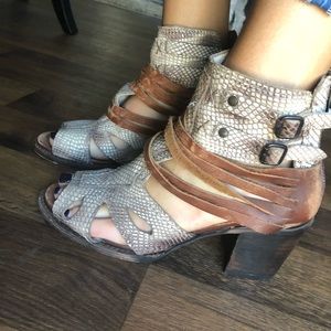 Freebird by Steven Nest heeled sandal 8